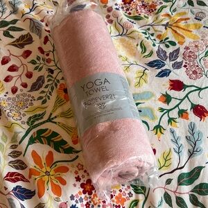 Forever 21 Non-Slip Pink Yoga Towel - NWT